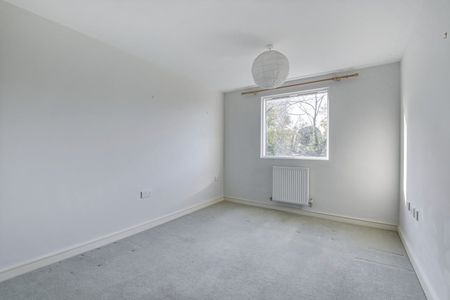 Seren Park Gardens, London, SE3 - Photo 5