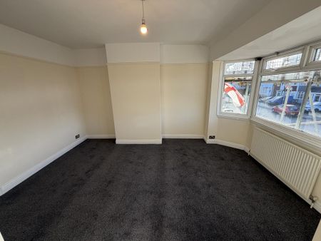 2 bedroom semi-detached house to rent - Photo 3
