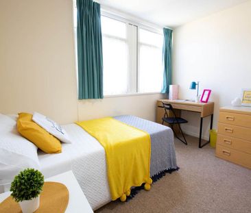 4 bedroom house to rent - Photo 3