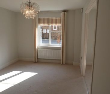 2 bedroom apartment to rent - Photo 6