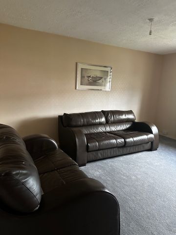2 Bed Flat, Shepherd Place, AB12 - Photo 3