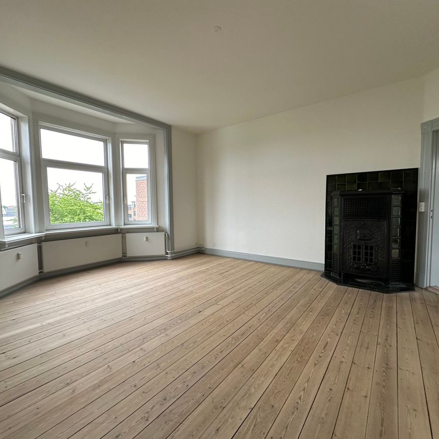 Rummelig lejlighed med central beliggenhed i Odense - Photo 1