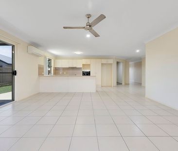 38 Whitehaven Drive, Blacks Beach - Photo 5