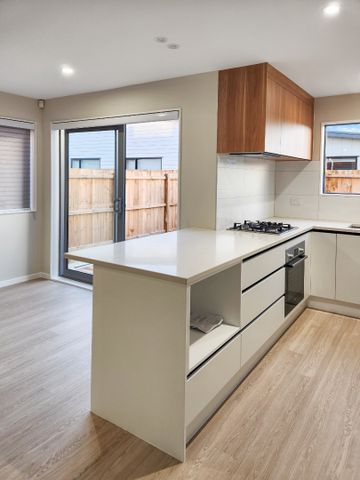 Takanini - New Build 3 bedroom Townhouse - Photo 4