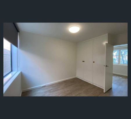 12/912 Drummond Street, Carlton North, Vic 3054 - Photo 5