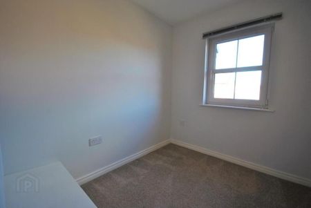 133a Linen Crescent, Bangor, BT19 7JW - Photo 2