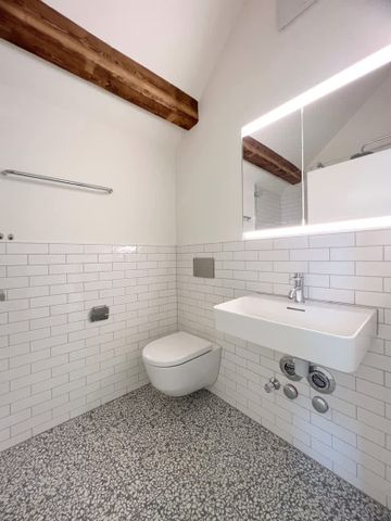 2.5 Zimmer, 90 m², 6. Stock - Photo 2