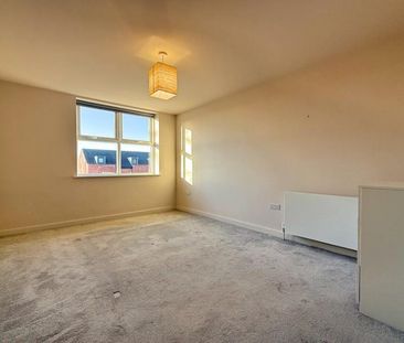 2 Bedroom Apartment To Let - Photo 4