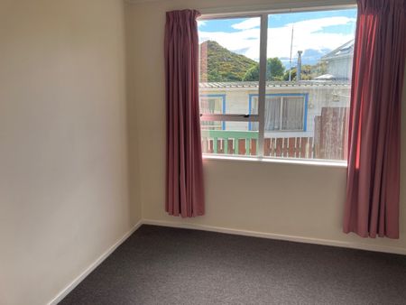 35A Edgecombe Street, Newlands - Photo 5