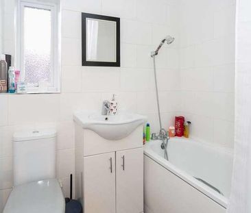 Mortimer Close, Wd, Bushey, WD23 - Photo 4