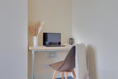 1 bedroom in a house share to rent - Photo 5