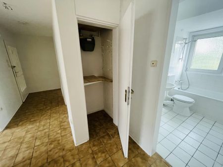 Gemütliche 3-Zimmer- Dachgeschoss-Wohnung - in der Innenstadt! - Photo 5