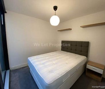 2 bedroom property to rent in Salford - Photo 5