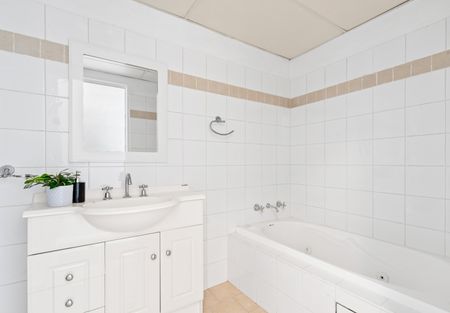 6/1-7 Hume Avenue, Castle Hill NSW 2154 - Apartment For Rent | Domain - Photo 2