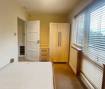 4 bedroom detached house to rent - Photo 5