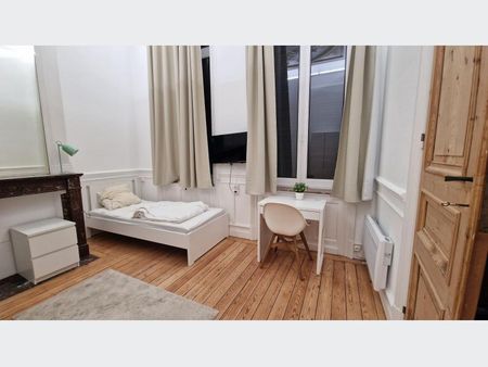 Appartement à Louer à LILLE 650 € - Photo 5