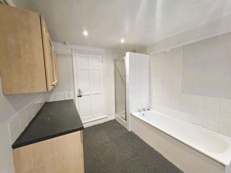 London Road, Apsley, Hemel Hempstead, HP3 9SB, Herts - Photo 5