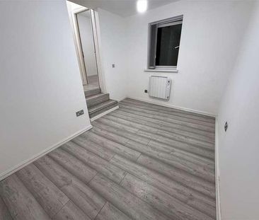 St. Georges Street, Bolton, BL1 - Photo 5