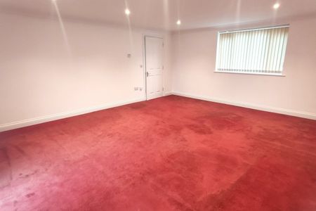 Oakey Field Road, Thurston, BURY ST. EDMUNDS - Photo 2