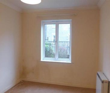 1 bedroom retirement property to rent - Photo 3
