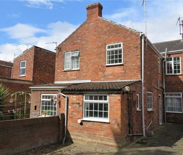 3 bedroom semi-detached house to rent - Photo 6