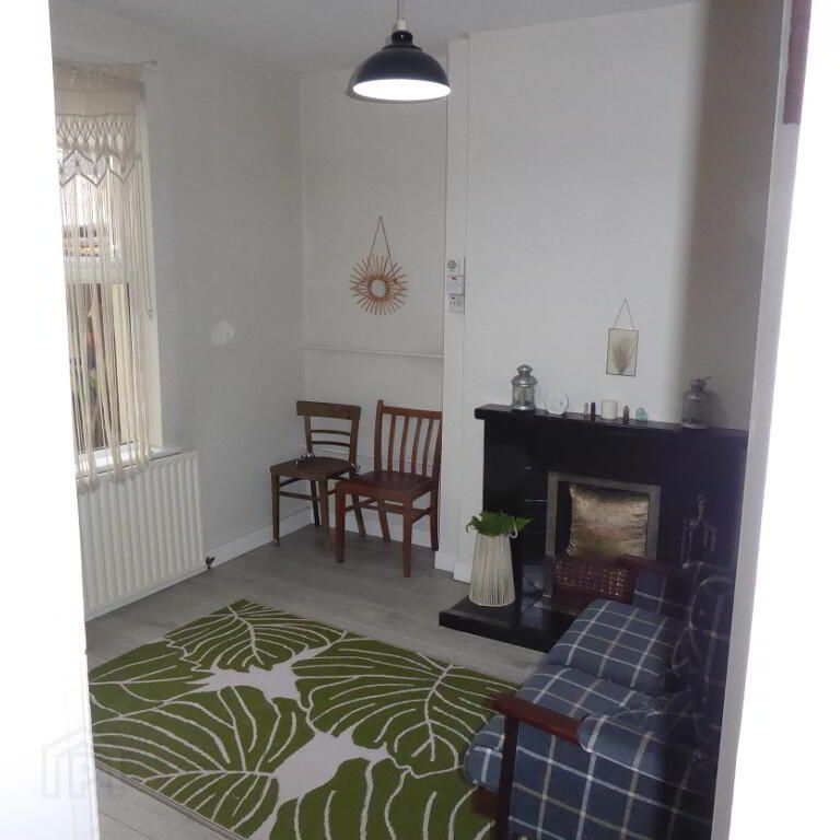 1 Mullan Terrace, Omagh, BT78 1NH - Photo 1