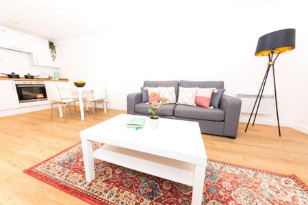 2 bedroom flat to rent - Photo 3