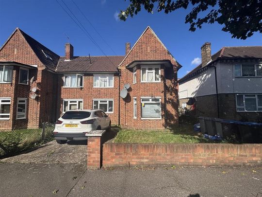 2 bedroom flat to rent - Photo 1