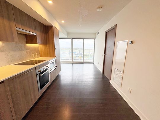 For Lease - 17 Bathurst Street Unit# 2516, Toronto, Ontario - Photo 1