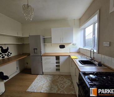 3 bedroom flat to rent - Photo 5