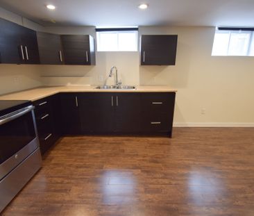 For Lease - 205 Innisfil Street Unit# B, Barrie, Ontario - Photo 6