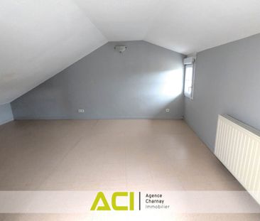 MACON PROCHE PARKING MONNIER T2 EN DUPLEX – CHARME - Photo 5