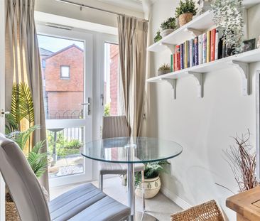 Avonbank Lodge, Newbury - Photo 6