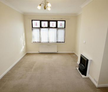 2 bedroom semi-detached bungalow to rent - Photo 2