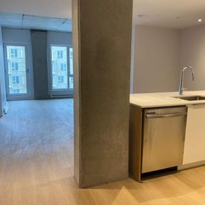 2 CH - 1 SDB - Montreal - $2,150 /mo - Photo 2