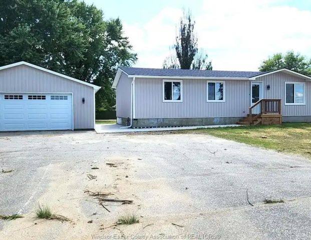 3425 CABANA (COUNTY RD 42) — 3 Bedroom - Photo 1