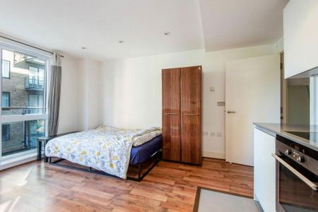 Studio to rent - Photo 3