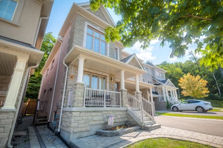 For Lease - 243 Gord Clelland Gate Unit# Bsmt, Newmarket, Ontario - Photo 2