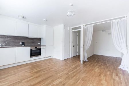 Ground floor flat to rent - Photo 4