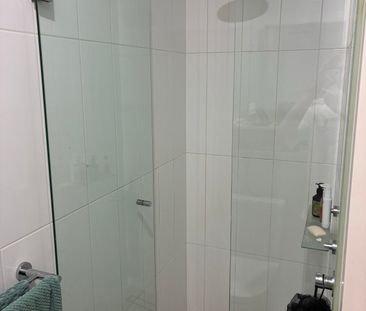 Port Melbourne - Photo 5