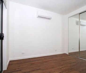 2/14 Croft Crescent, Reservoir VIC 3073 - Photo 2