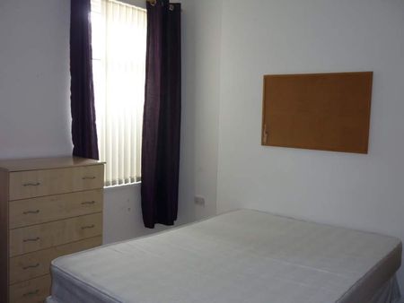 Double Room @ Alexandra Terrace – Brynmill. 4 Bed HMO house share 2024/2025 - Photo 3