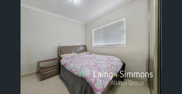 Modern Three Bedroom Villa in a Quiet Complex! - Photo 1