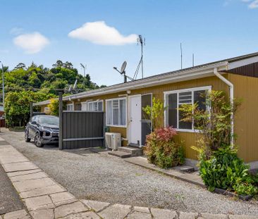 Modern & Move-In Ready on Ormond Road - Photo 2