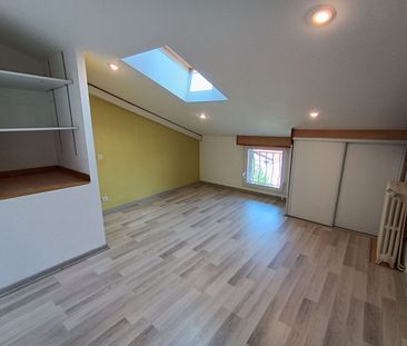 Apartment - Photo 2