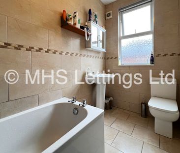 6 Bedroom Mid Terraced House for rent in Ash Road - Photo 6