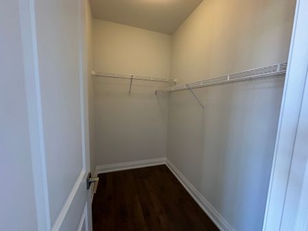 For Lease - 6 La Reine Avenue, Richmond Hill, Ontario - Photo 5