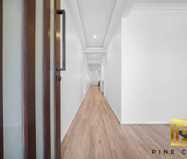 “Family home for rent” - Photo 1