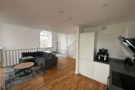 2 bed apartment to rent in The Sanctuary, Gladstone Terrace, Gateshead, NE8 - Photo 3