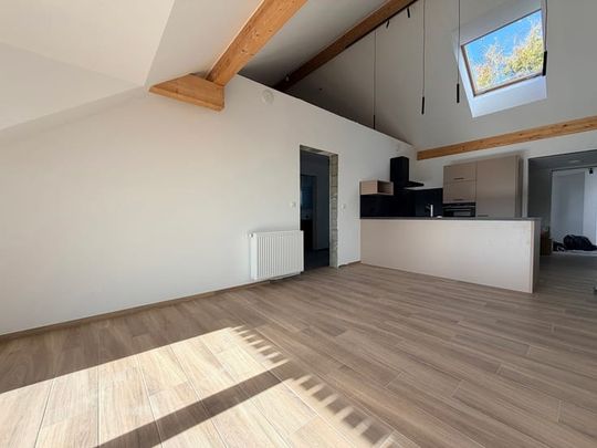 Appartement te huur - Photo 1
